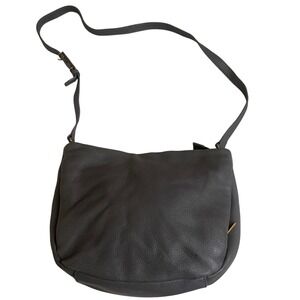 The Sak Collective Grey Pebbled Leather Crossbody Bag Slouchy Hobo pre owned